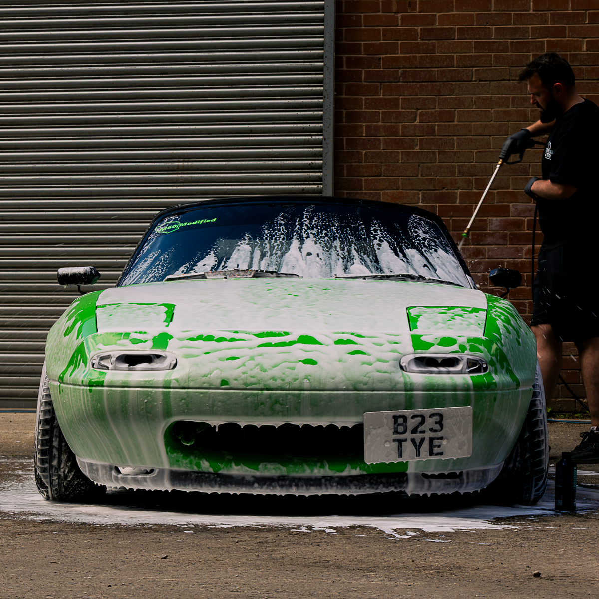 How to clean your car after a track day