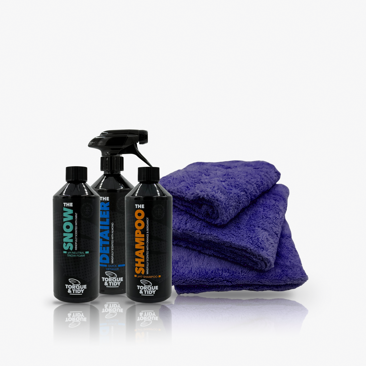 The Wash & Gloss Bundle: Snow, Detailer, Shampoo and Buff Cloths